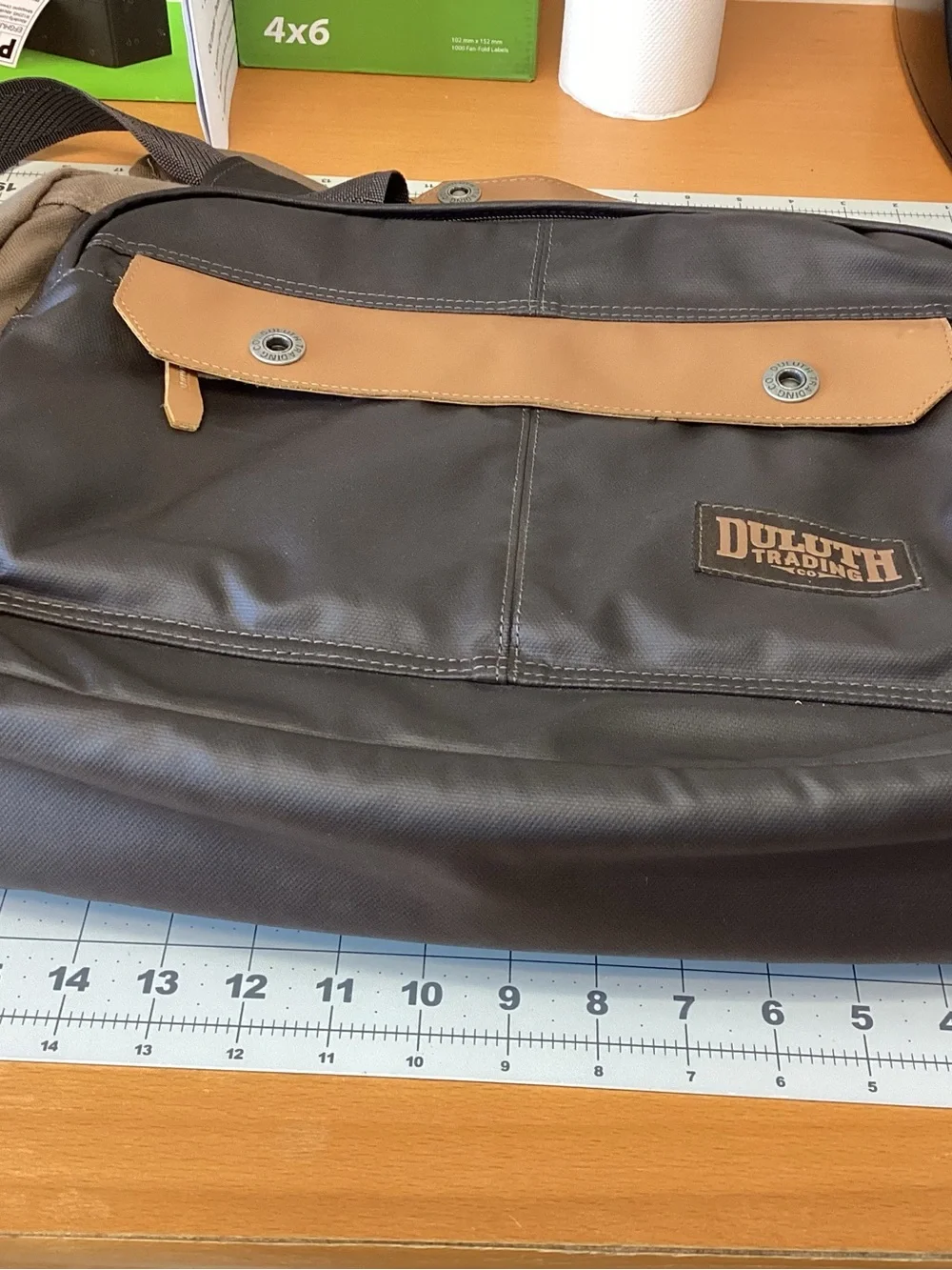 Duluth Trading Co two tone